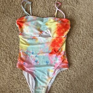 Women’s Size M tie-dye one piece bathing suit